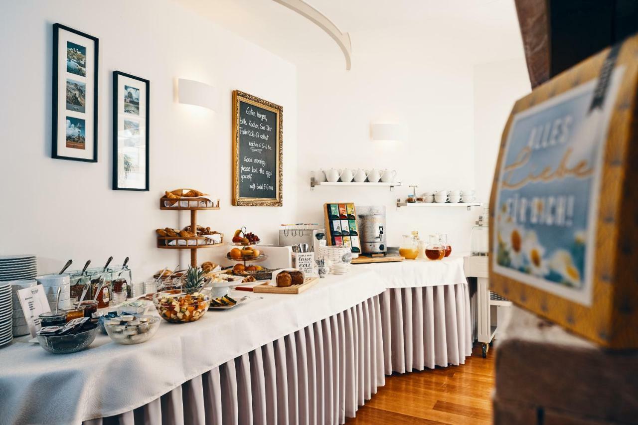 Hôtel Wolke 7 à Reutte Extérieur photo