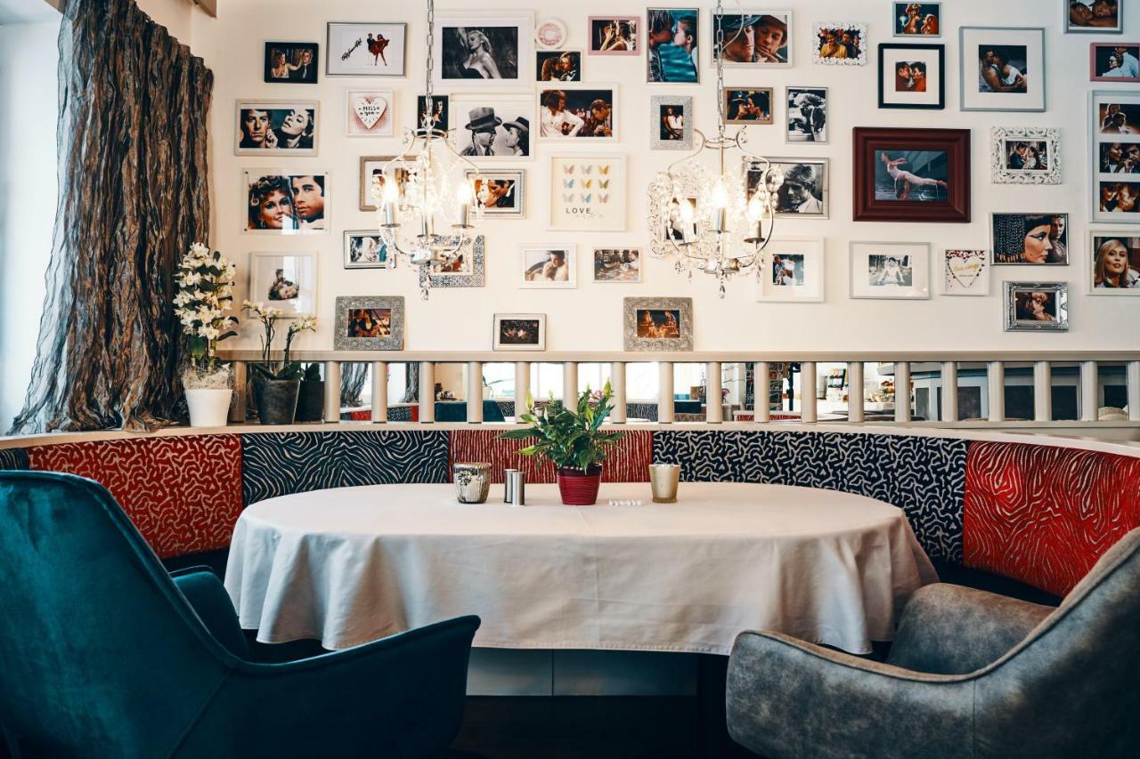 Hôtel Wolke 7 à Reutte Extérieur photo